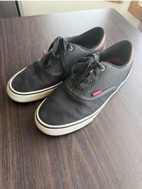 Levi's Men's Black and White Low-Top Lace-Up Sneakers